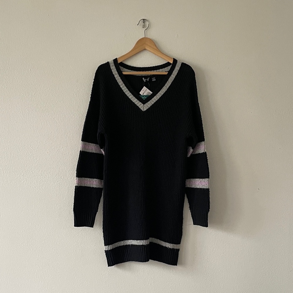 Roxy Black V-Neck Sweater Dress Gray and Light Purple Stripes